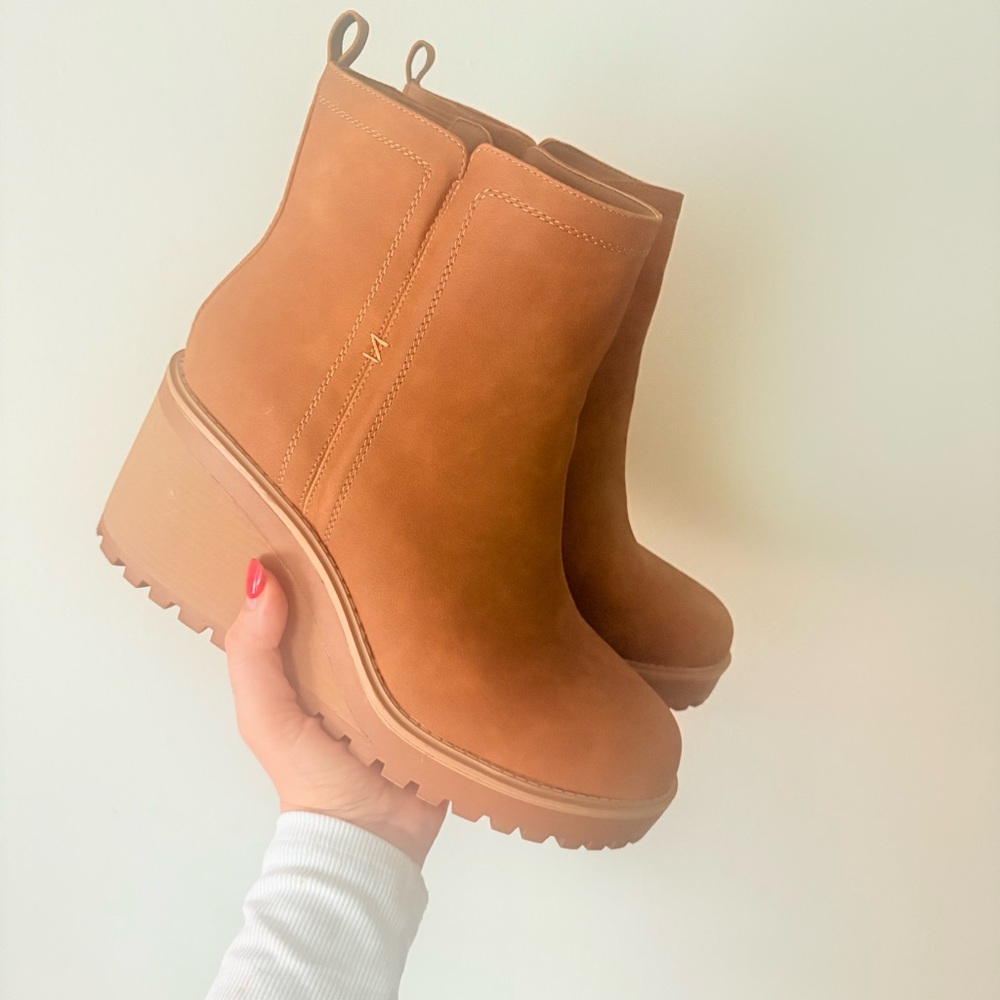 Torrid Cognac Platform Lug Chelsea Boots 13W